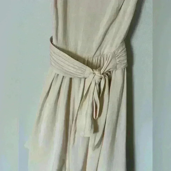 NWT Tan romper with a criss crossed open back - Picture 7 of 16
